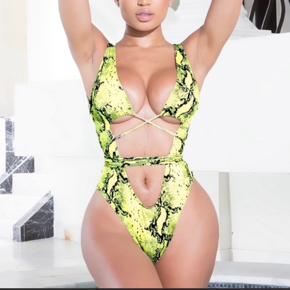 MATTE COLLECTION Swimsuit